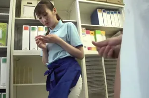 "đi ngoài" với nhân viên tiếp thị